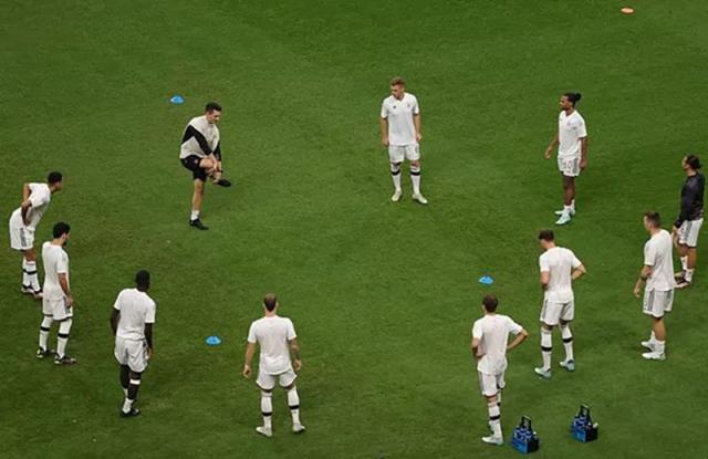 1669920503204064911.jpg 16699198330811.jpg